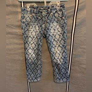 Miss Me Capri’s size 28 Woman’s GUC